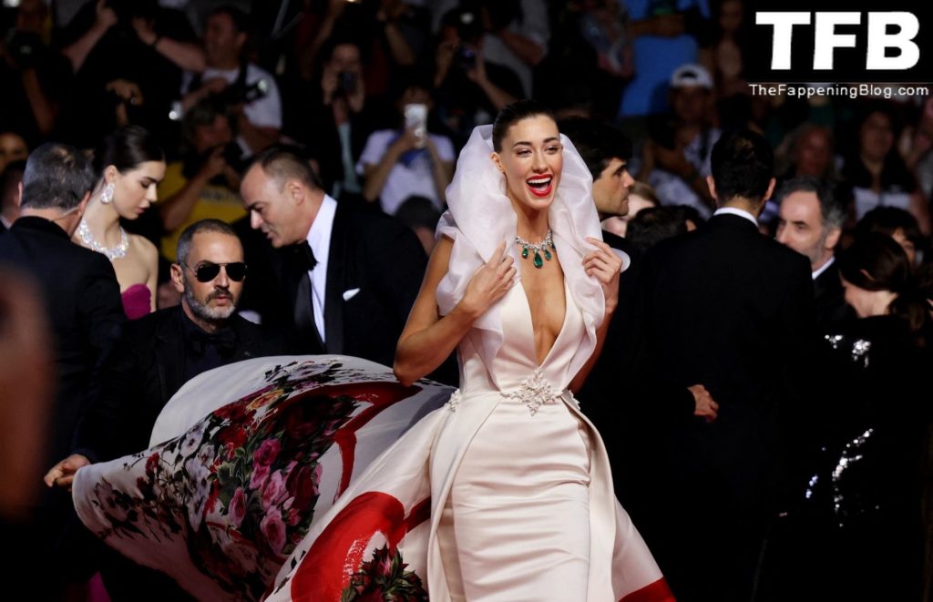 Jessica Michel Sexy The Fappening Blog 54 1024x661 - Jessica Michel Poses Braless on the Red Carpet at the 75th Annual Cannes Film Festival (80 Photos)