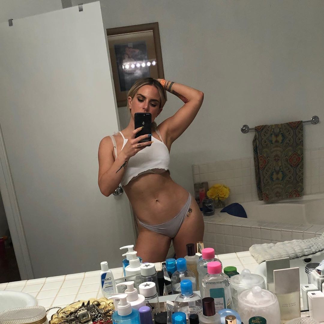 Jojo Levesque Nude TheFappening.pro 1 - Jojo Levesque Nude Tits (12 Photos And Videos)