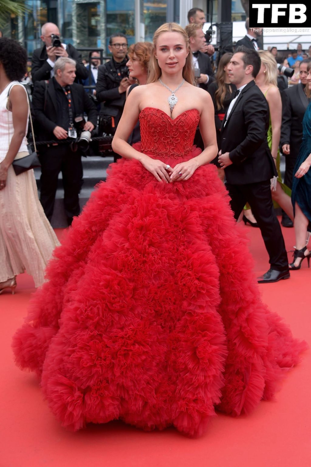 Kimberley Garner Sexy The Fappening Blog 108 1024x1538 - Kimberley Garner Looks Hot in a Red Dress at the 75th Annual Cannes Film Festival (134 Photos)