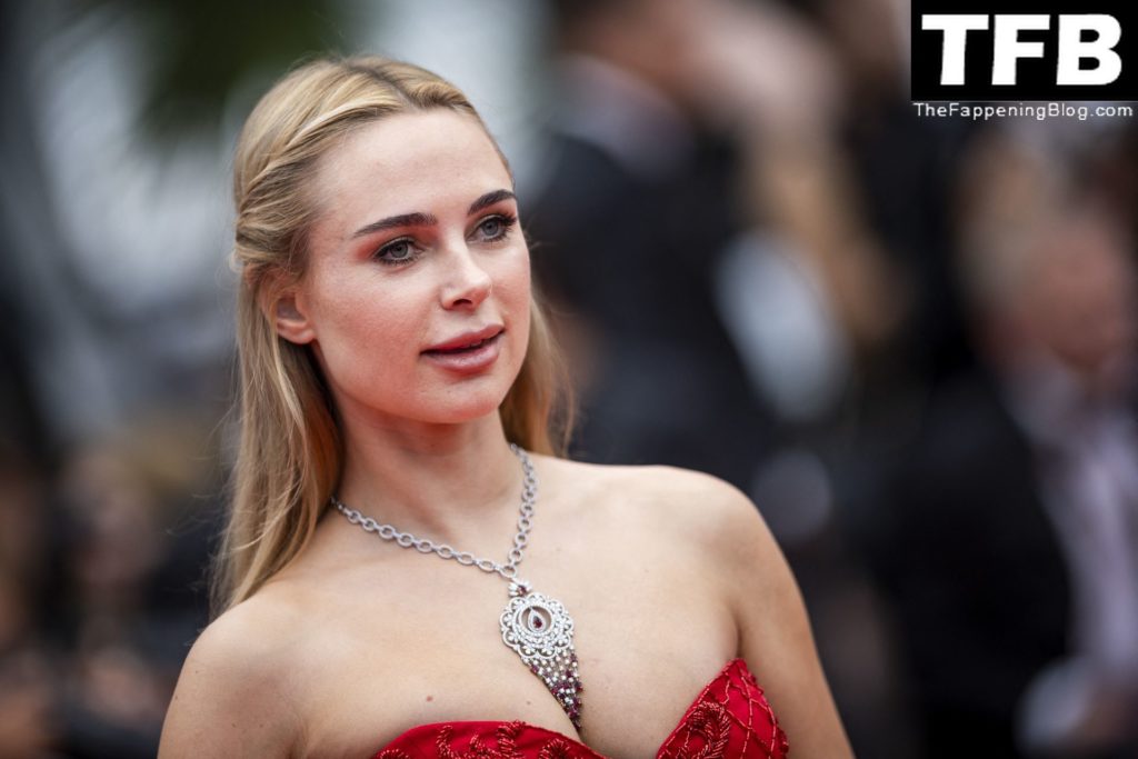 Kimberley Garner Sexy The Fappening Blog 4 1 1024x683 - Kimberley Garner Looks Hot in a Red Dress at the 75th Annual Cannes Film Festival (134 Photos)