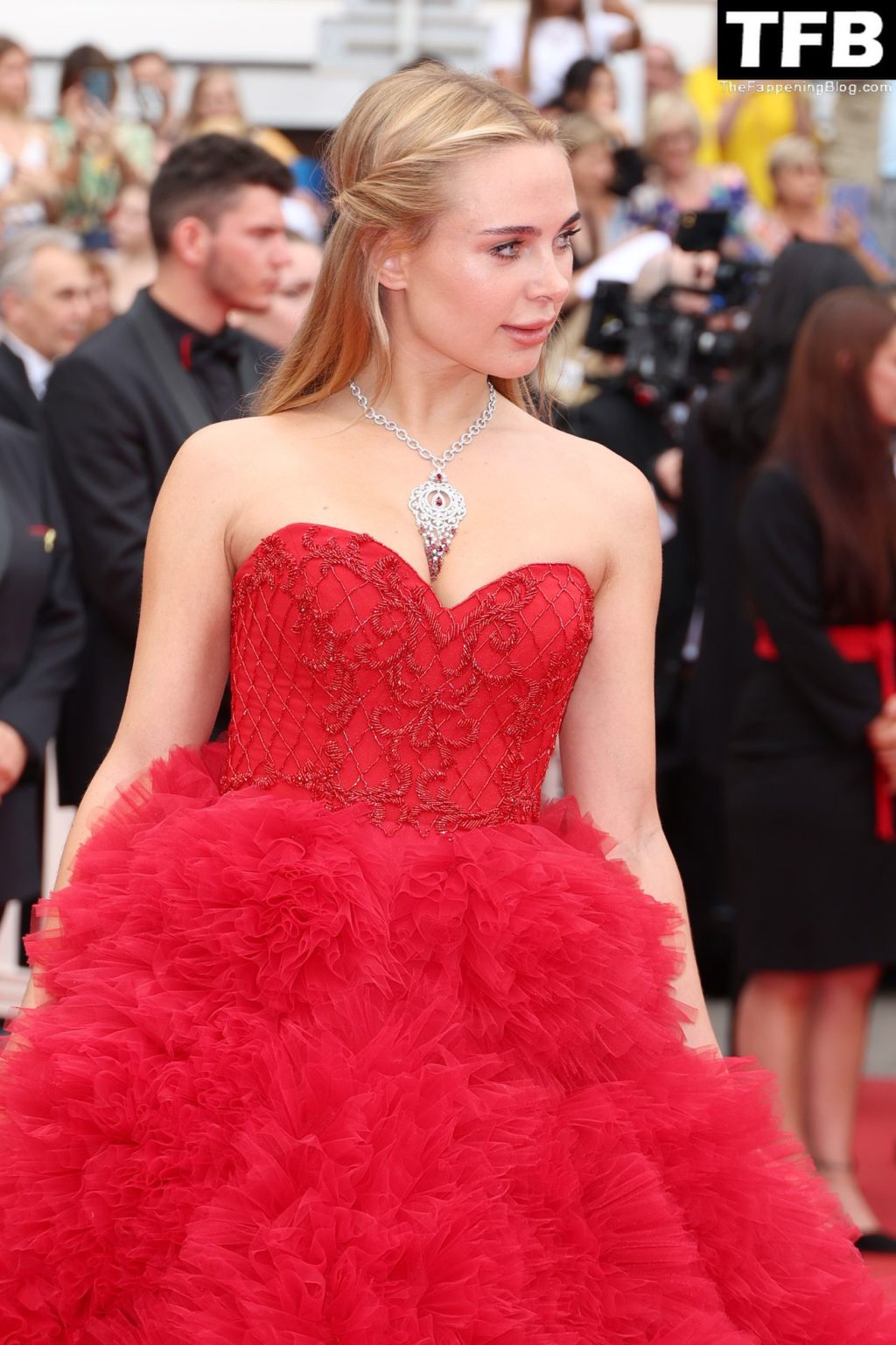 Kimberley Garner Sexy The Fappening Blog 56 1024x1536 - Kimberley Garner Looks Hot in a Red Dress at the 75th Annual Cannes Film Festival (134 Photos)