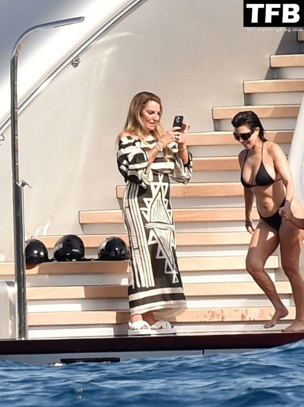 Kourtney Kardashian Sexy The Fappening Blog 17 1 1024x1369 - Kourtney Kardashian Shows Off Her Toned Bikini Body While Enjoying Some Quality Time with Travis Barker (48 Photos)