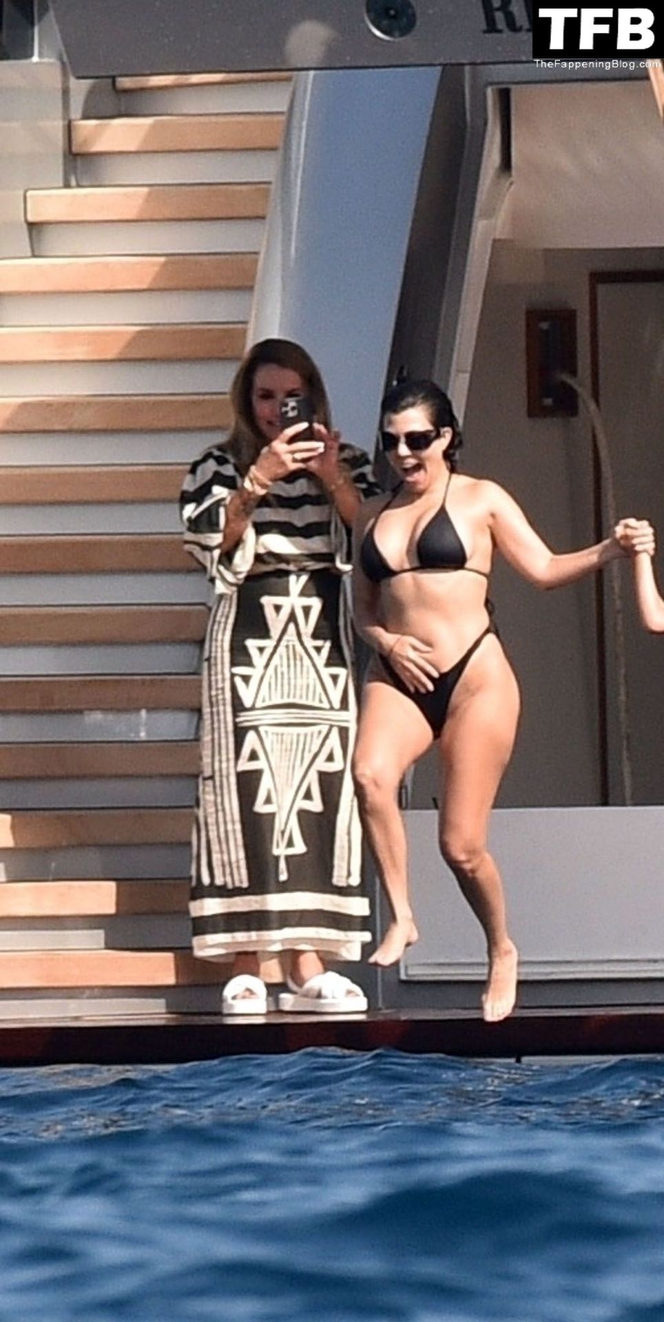 Kourtney Kardashian Sexy The Fappening Blog 40 1 - Kourtney Kardashian Shows Off Her Toned Bikini Body While Enjoying Some Quality Time with Travis Barker (48 Photos)