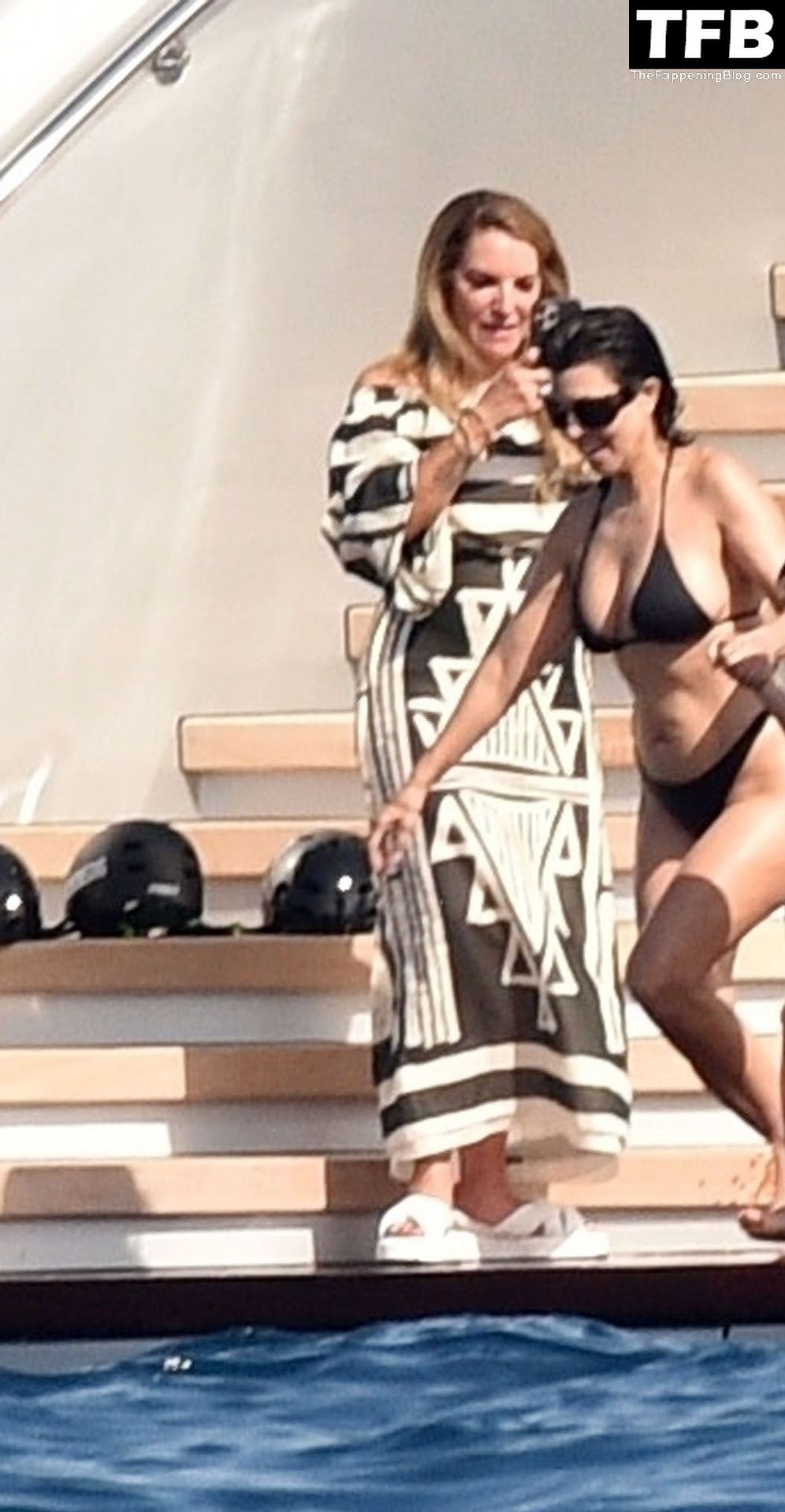 Kourtney Kardashian Sexy The Fappening Blog 6 1 - Kourtney Kardashian Shows Off Her Toned Bikini Body While Enjoying Some Quality Time with Travis Barker (48 Photos)