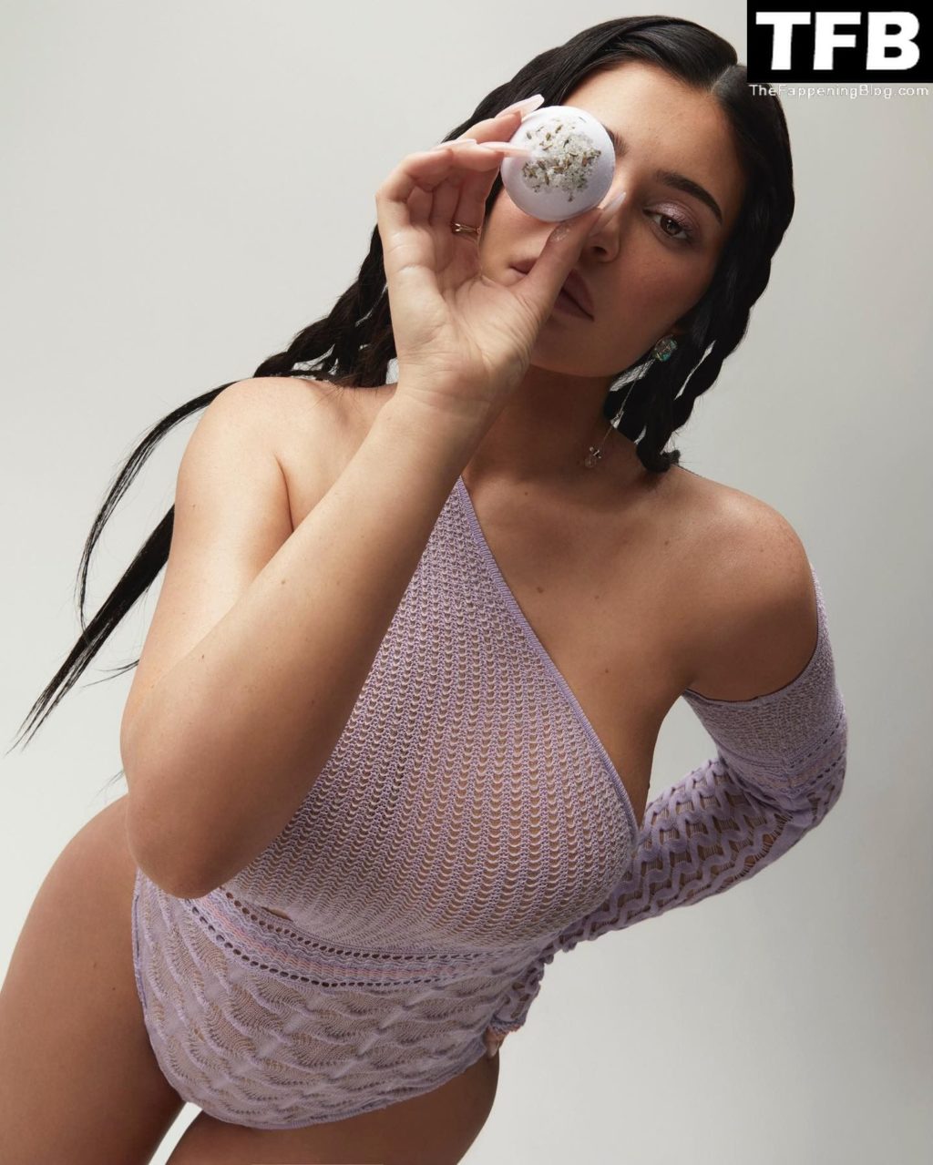 Kylie Jenner Gorgeous Curves 7 thefappeningblog.com  1024x1279 - Kylie Jenner Promotes Her Kylie Skin Collection in a Sexy Shoot (13 Photos)