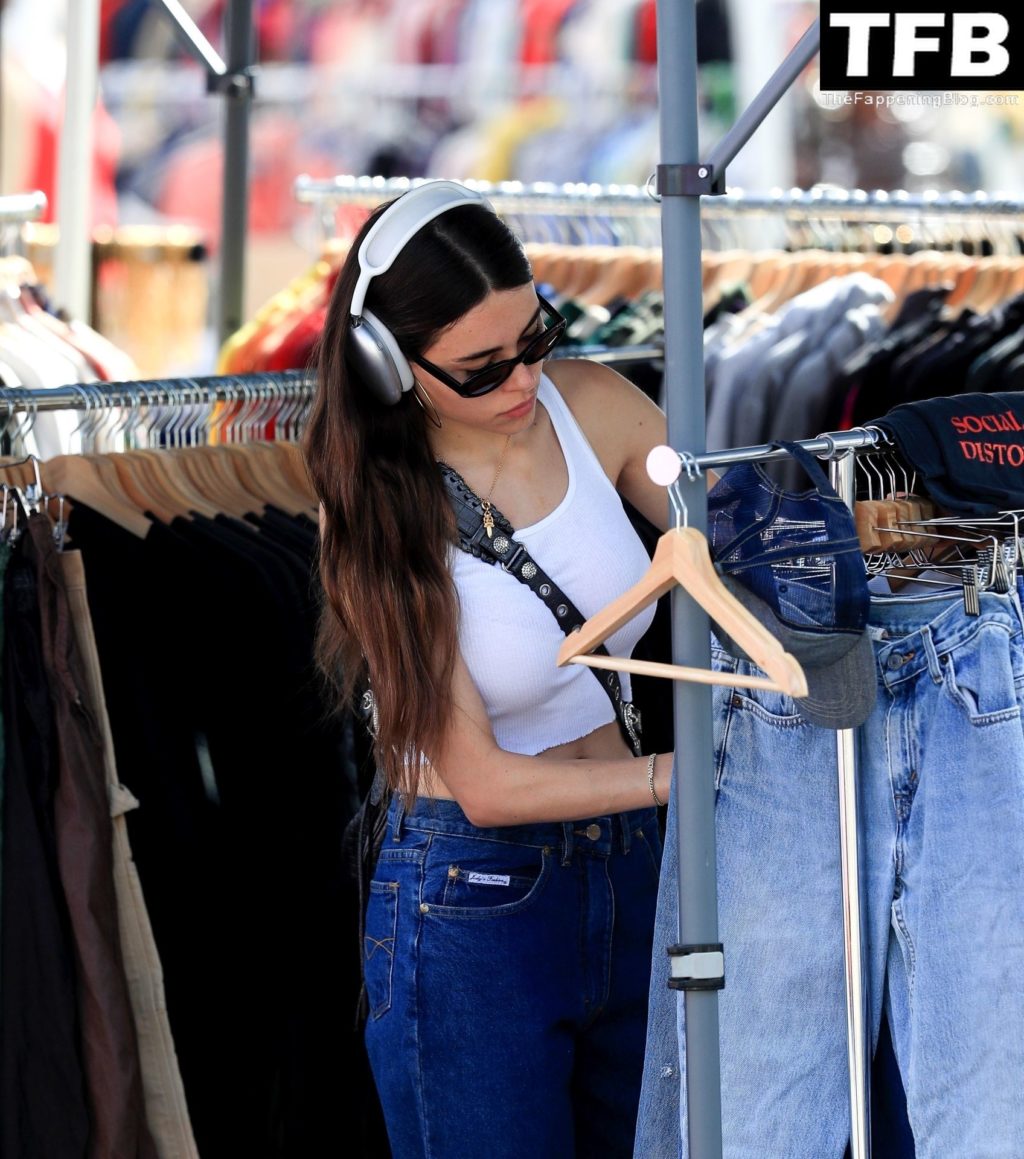 Madison Beer Sexy The Fappening Blog 34 1024x1159 - Madison Beer Wears a Tiny Crop Top Revealing a Toned Waist While Shopping in LA (39 Photos)