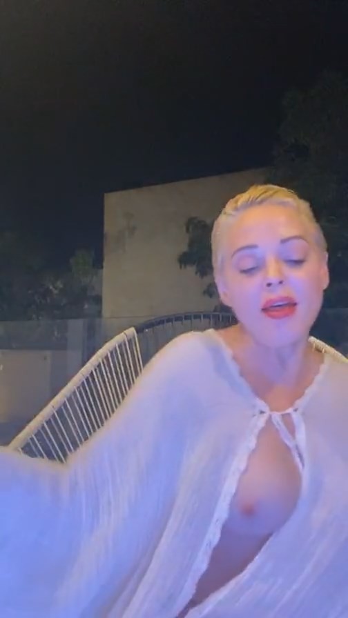 Rose McGowan Nude During Live Broadcast TheFappening Pro 13 - Rose McGowan Nude (3 Videos + 14 Screens)