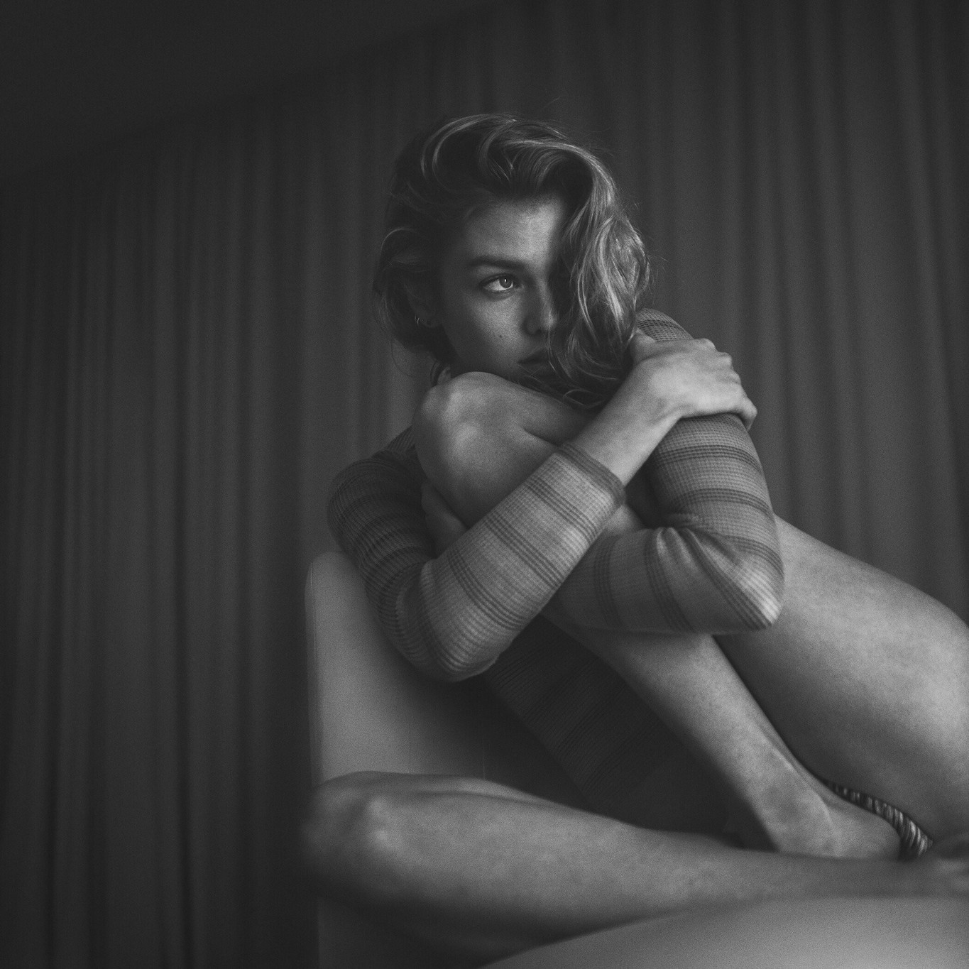 Stella Maxwell Topless And Sexy TheFappening Pro 10 - Stella Maxwell Sexy For Vogue And Russell James (30 Photos)