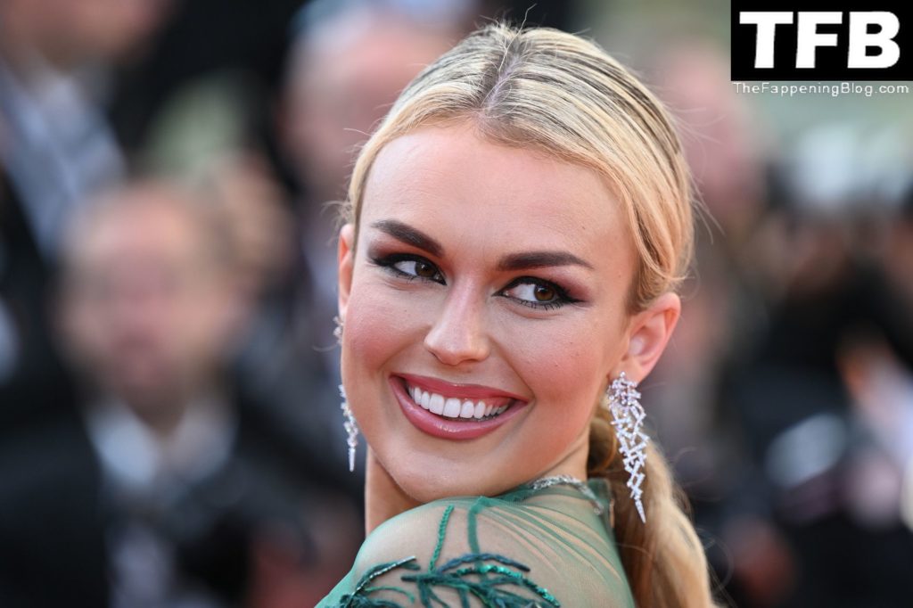 Tallia Storm Sexy The Fappening Blog 61 1024x682 - Tallia Storm Looks Hot in a See-Through Dress at the Screening of “Armageddon Time” During the 75th Annual Cannes Film Festival (86 Photos)