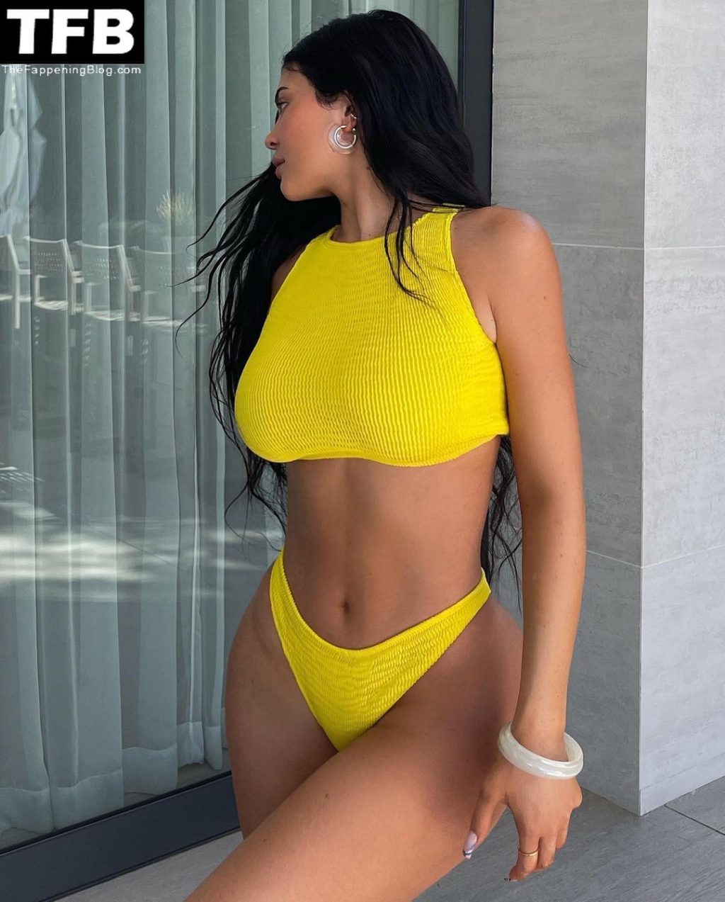 kylie jenner onlyfans 67970 thefappeningblog.com  1024x1273 - Kylie Jenner Sexy Collection (10 Photos)