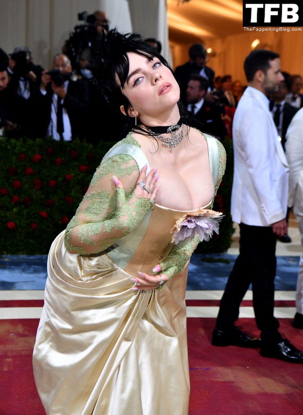 Billie Eilish Sexy The Fappening Blog 1 1024x1401 - Billie Eilish Showcases Nice Cleavage at The 2022 Met Gala in NYC (155 Photos)