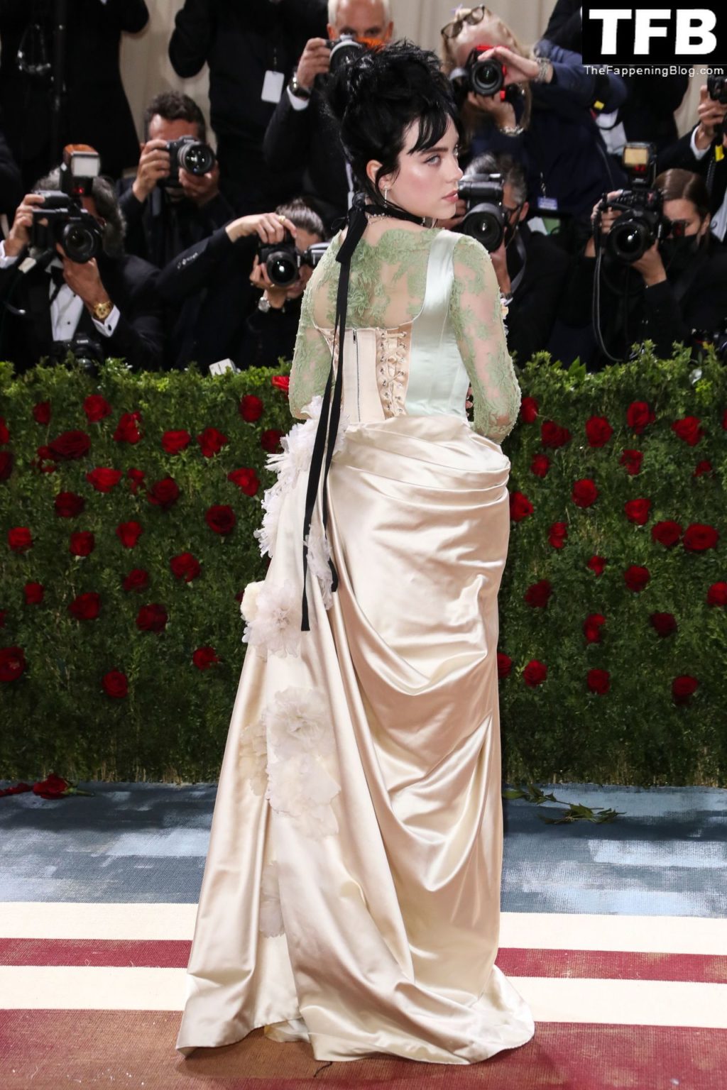 Billie Eilish Sexy The Fappening Blog 141 1024x1536 - Billie Eilish Showcases Nice Cleavage at The 2022 Met Gala in NYC (155 Photos)
