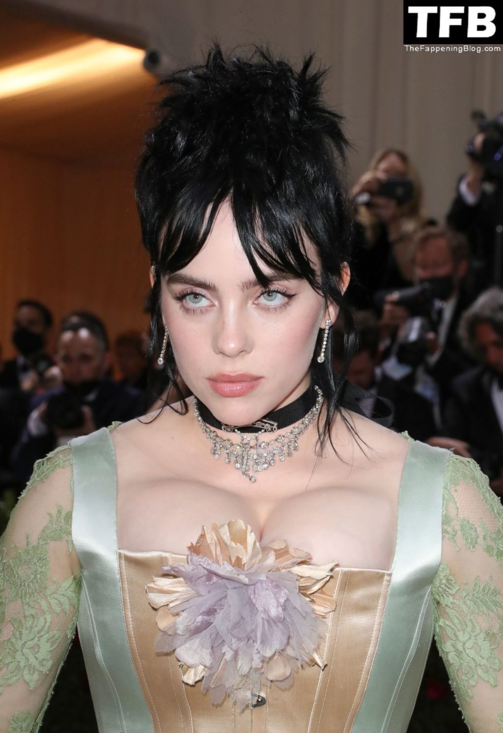 Billie Eilish Sexy The Fappening Blog 142 1024x1492 - Billie Eilish Showcases Nice Cleavage at The 2022 Met Gala in NYC (155 Photos)