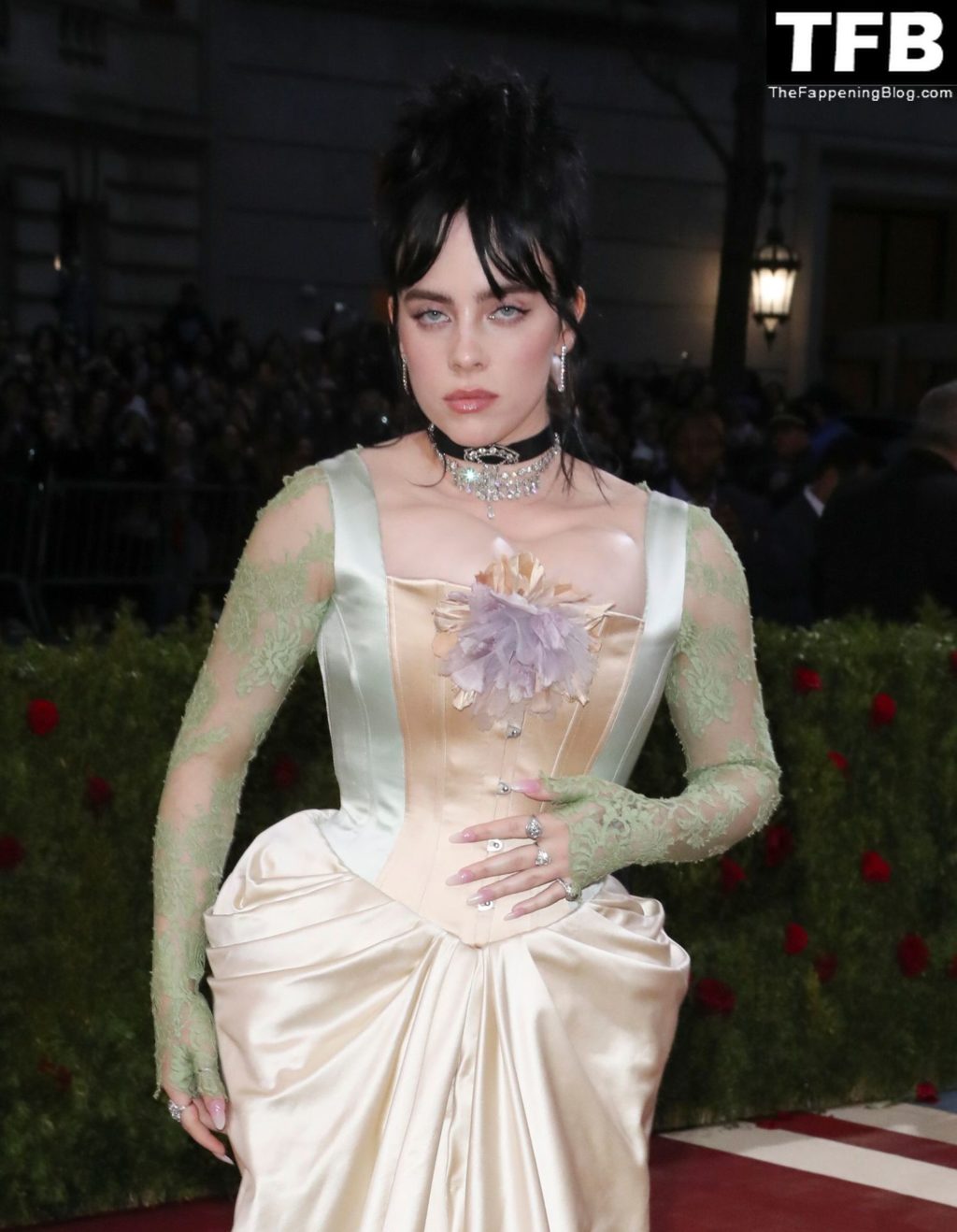 Billie Eilish Sexy The Fappening Blog 144 1024x1318 - Billie Eilish Showcases Nice Cleavage at The 2022 Met Gala in NYC (155 Photos)