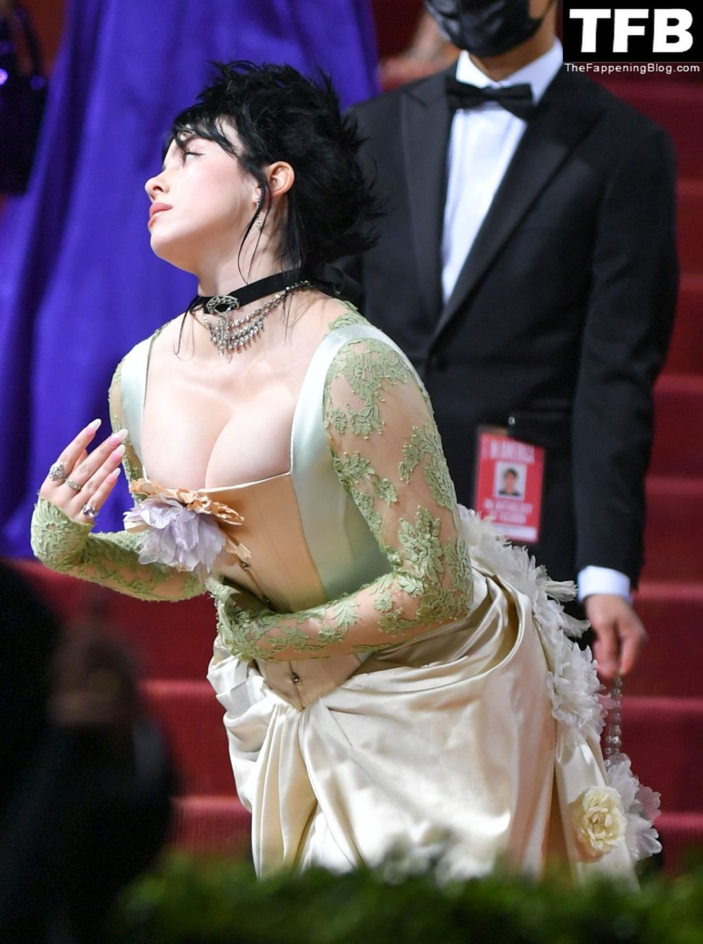 Billie Eilish Sexy The Fappening Blog 150 1024x1375 - Billie Eilish Showcases Nice Cleavage at The 2022 Met Gala in NYC (155 Photos)