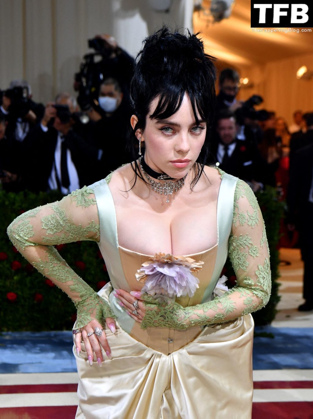 Billie Eilish Sexy The Fappening Blog 2 1024x1372 - Billie Eilish Showcases Nice Cleavage at The 2022 Met Gala in NYC (155 Photos)