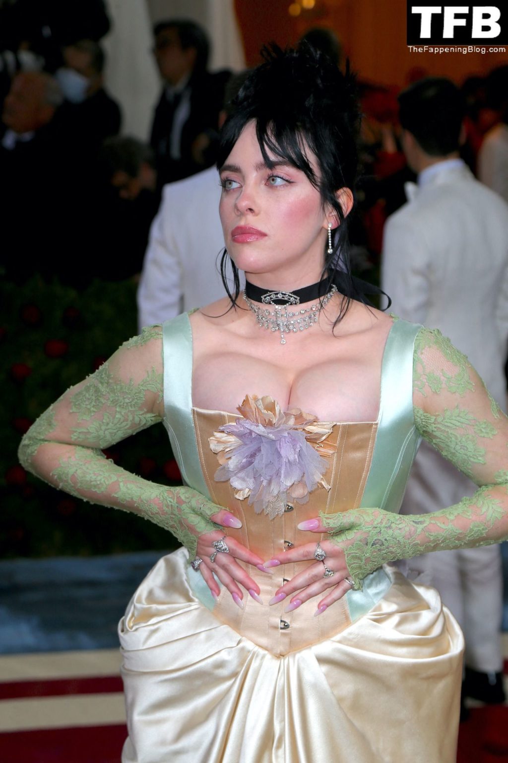 Billie Eilish Sexy The Fappening Blog 20 1024x1536 - Billie Eilish Showcases Nice Cleavage at The 2022 Met Gala in NYC (155 Photos)