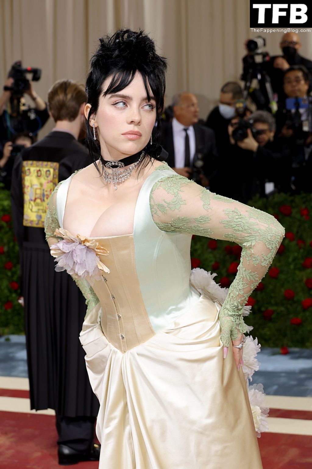Billie Eilish Sexy The Fappening Blog 38 1024x1536 - Billie Eilish Showcases Nice Cleavage at The 2022 Met Gala in NYC (155 Photos)