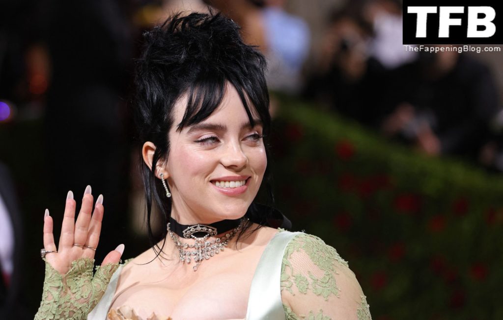 Billie Eilish Sexy The Fappening Blog 5 1024x653 - Billie Eilish Showcases Nice Cleavage at The 2022 Met Gala in NYC (155 Photos)