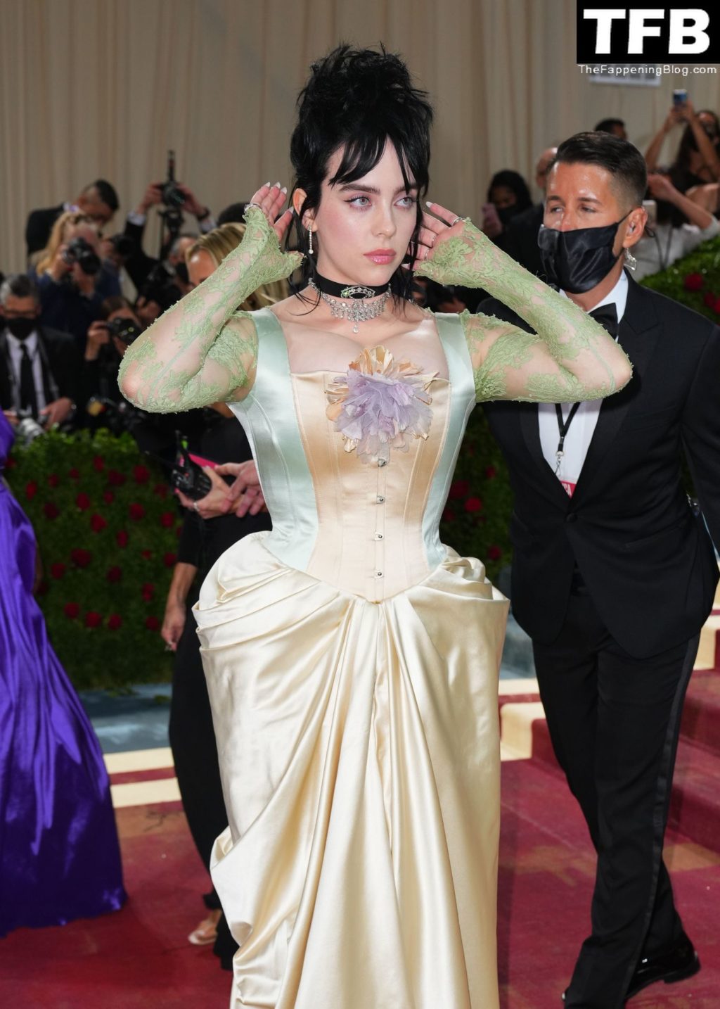 Billie Eilish Sexy The Fappening Blog 57 1024x1434 - Billie Eilish Showcases Nice Cleavage at The 2022 Met Gala in NYC (155 Photos)
