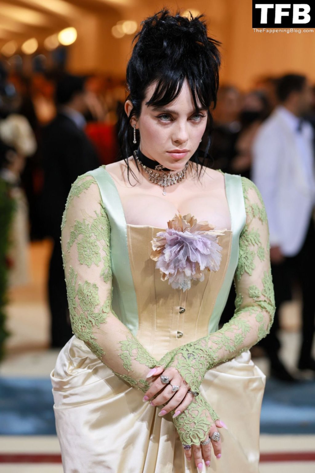 Billie Eilish Sexy The Fappening Blog 64 1024x1536 - Billie Eilish Showcases Nice Cleavage at The 2022 Met Gala in NYC (155 Photos)