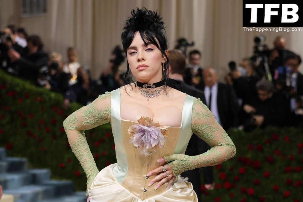 Billie Eilish Sexy The Fappening Blog 67 1024x683 - Billie Eilish Showcases Nice Cleavage at The 2022 Met Gala in NYC (155 Photos)