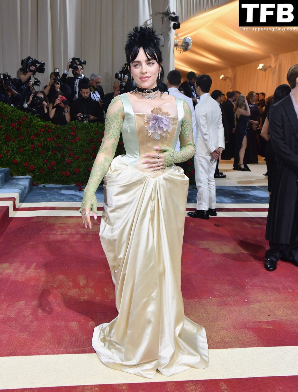 Billie Eilish Sexy The Fappening Blog 83 1024x1345 - Billie Eilish Showcases Nice Cleavage at The 2022 Met Gala in NYC (155 Photos)