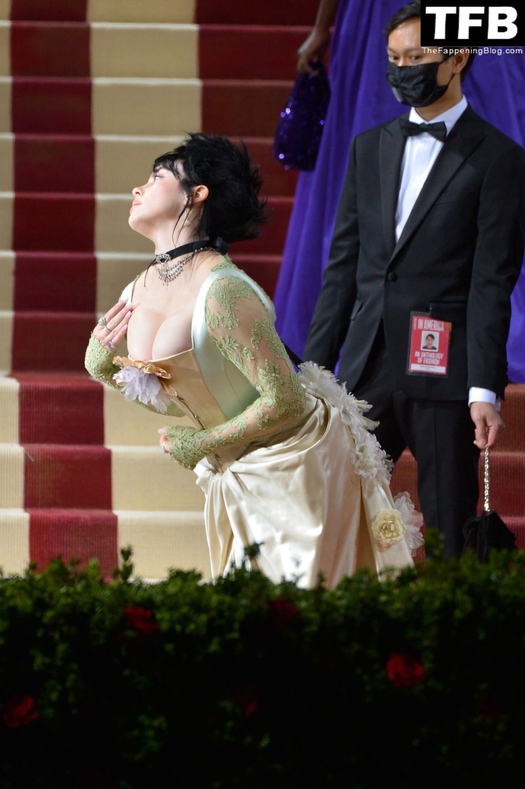 Billie Eilish Sexy The Fappening Blog 87 1024x1538 - Billie Eilish Showcases Nice Cleavage at The 2022 Met Gala in NYC (155 Photos)