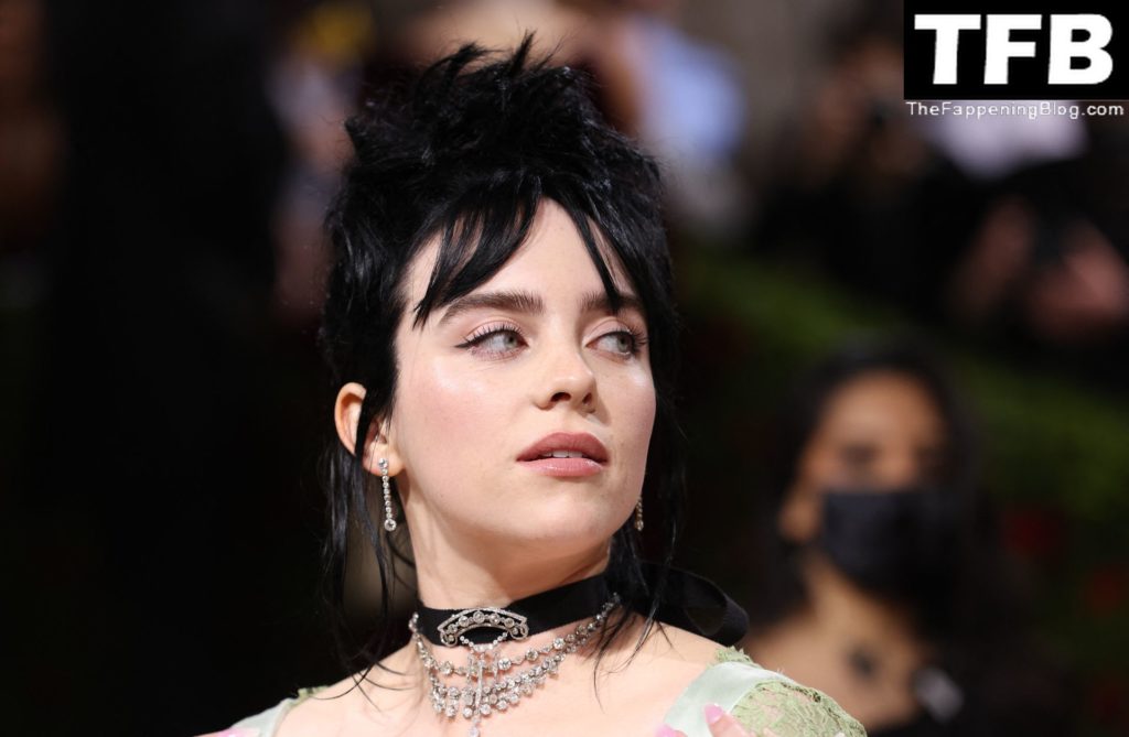 Billie Eilish Sexy The Fappening Blog 9 1024x669 - Billie Eilish Showcases Nice Cleavage at The 2022 Met Gala in NYC (155 Photos)