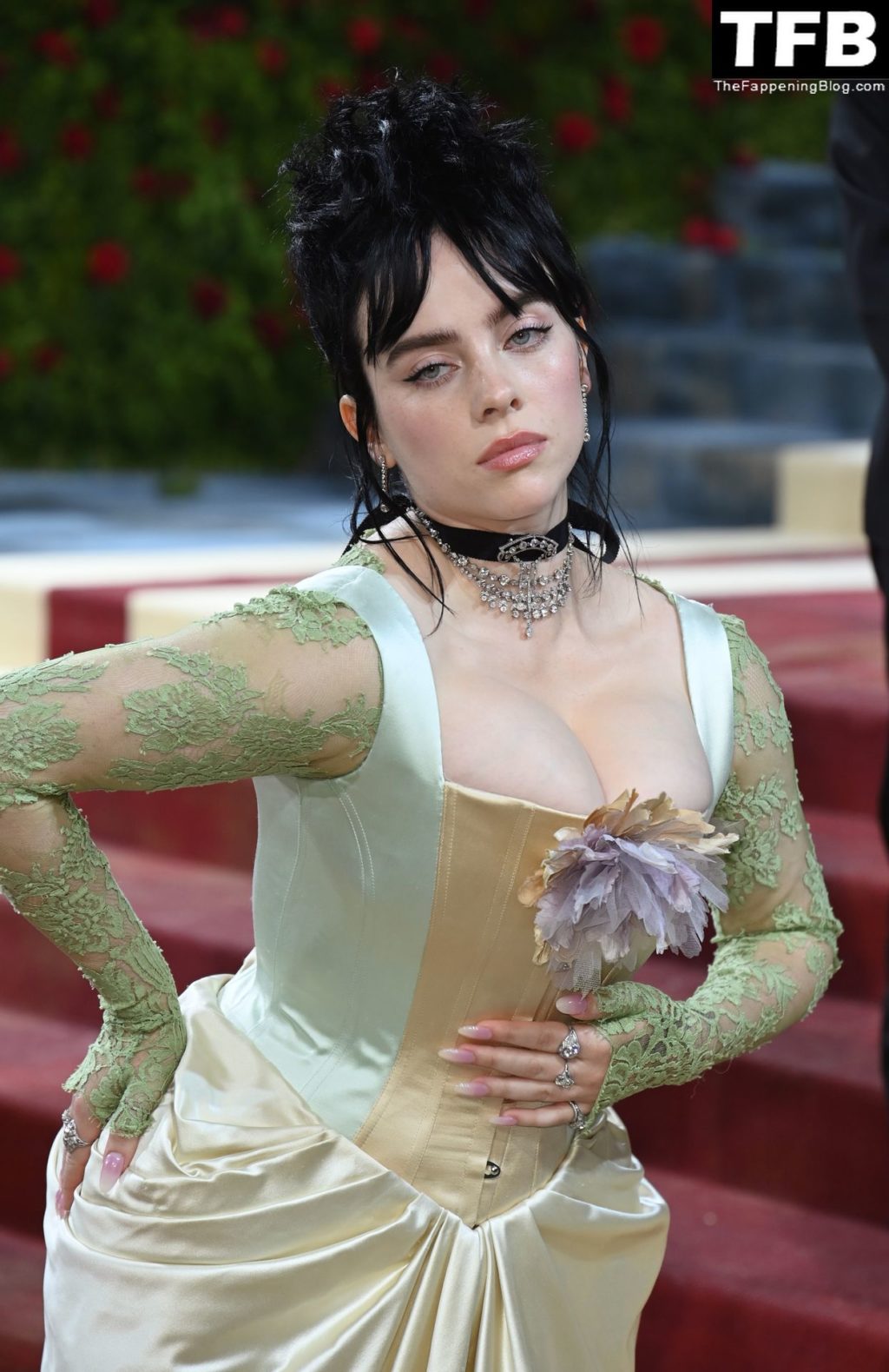 Billie Eilish Sexy The Fappening Blog 97 1024x1579 - Billie Eilish Showcases Nice Cleavage at The 2022 Met Gala in NYC (155 Photos)