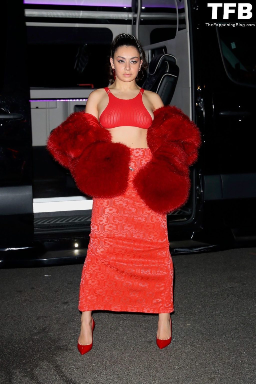 Charli XCX Braless Boobs Nipples 1 scaled thefappeningblog.com  1024x1536 - Braless Charli XCX Stuns in All Red Out in NYC (21 Photos)
