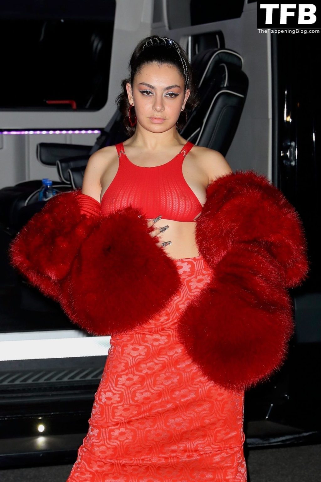 Charli XCX Braless Boobs Nipples 2 1 scaled thefappeningblog.com  1024x1536 - Braless Charli XCX Stuns in All Red Out in NYC (21 Photos)