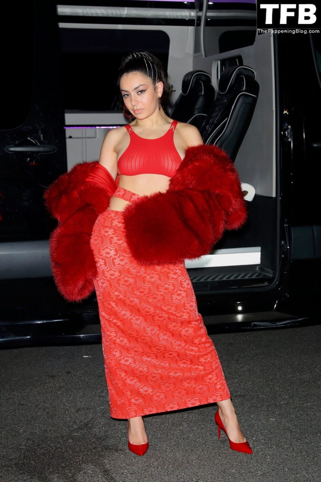 Charli XCX Braless Boobs Nipples 5 scaled thefappeningblog.com  1024x1536 - Braless Charli XCX Stuns in All Red Out in NYC (21 Photos)
