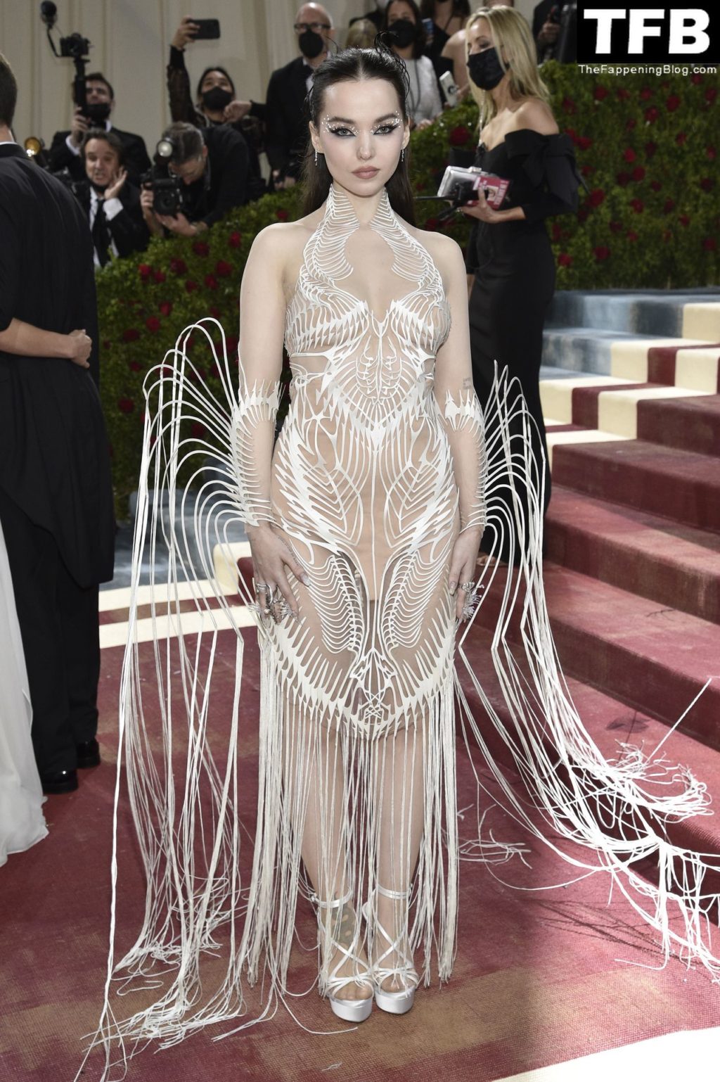 Dove Cameron See Through The Fappening Blog 10 1024x1538 - Dove Cameron Displays Her Slender Figure at The 2022 Met Gala in NYC (52 Photos)