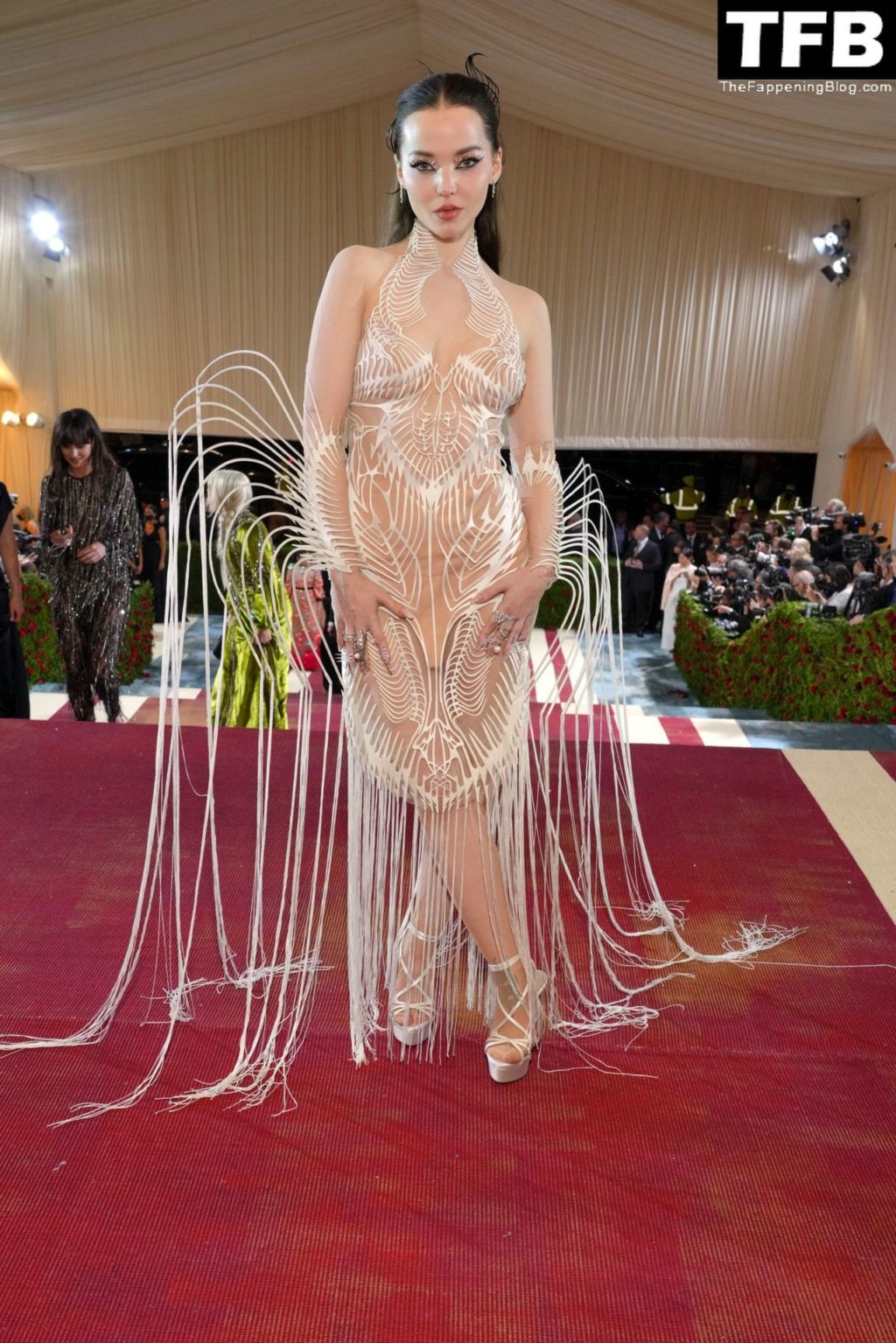 Dove Cameron See Through The Fappening Blog 20 1024x1535 - Dove Cameron Displays Her Slender Figure at The 2022 Met Gala in NYC (52 Photos)