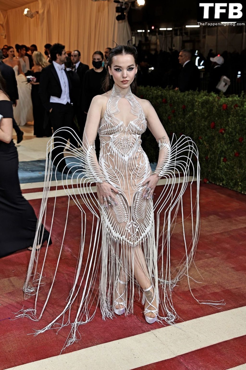 Dove Cameron See Through The Fappening Blog 30 1024x1536 - Dove Cameron Displays Her Slender Figure at The 2022 Met Gala in NYC (52 Photos)