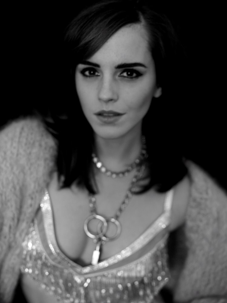 Emma Watson Sexy TheFappening.pro 2 - Emma Watson Sexy (12 Photos)