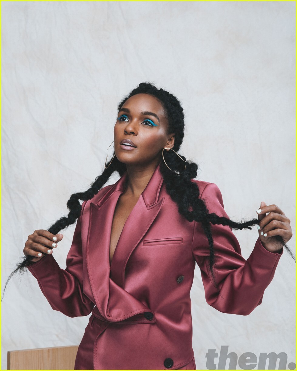 Janelle Monae Topless TheFappening.Pro 6 - Janelle Monae Sexy Tits (6 Photos)