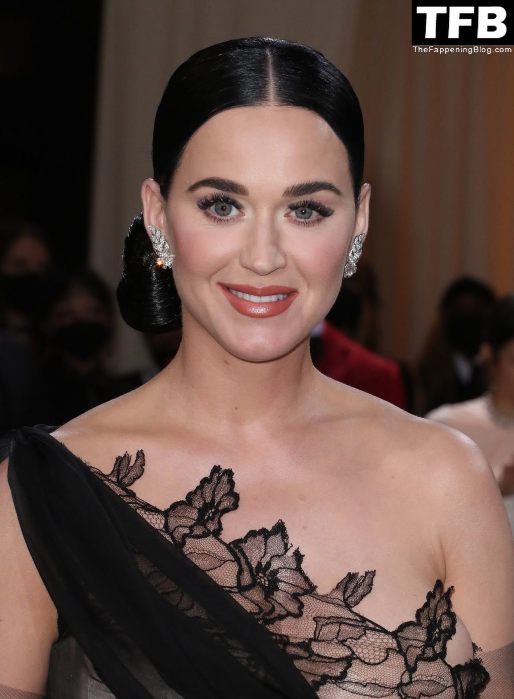 Katy Perry Sexy The Fappening Blog 100 1024x1392 - Katy Perry Displays Her Curves at The 2022 Met Gala in NYC (101 Photos)