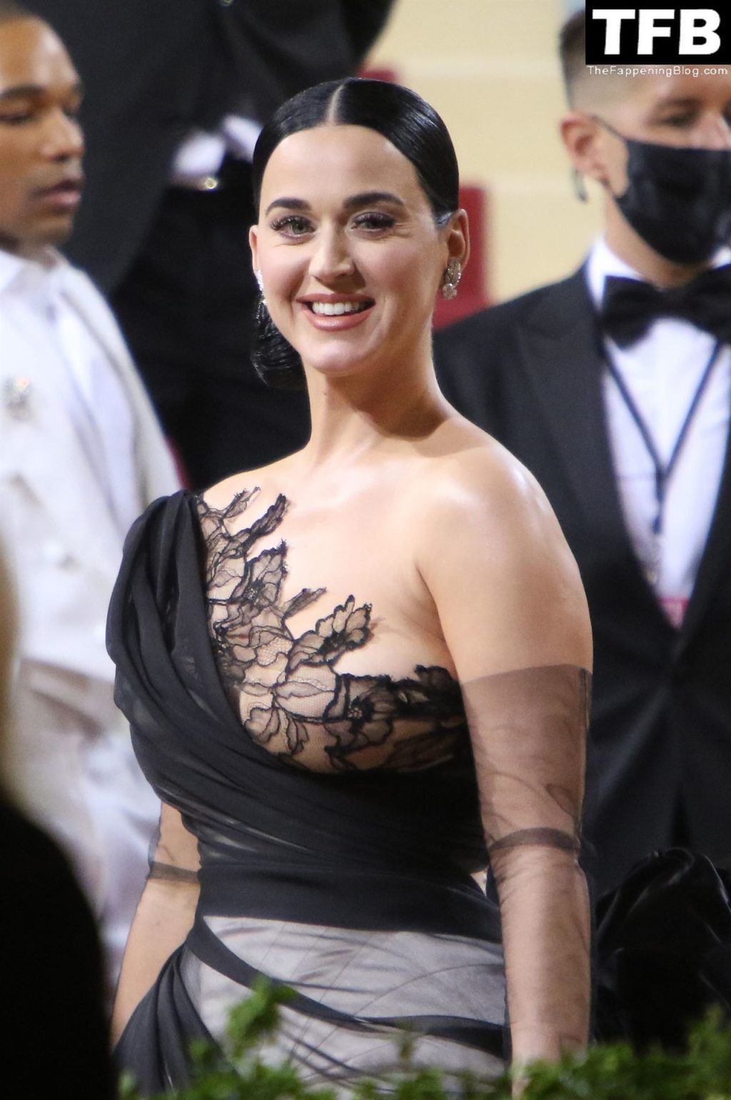 Katy Perry Sexy The Fappening Blog 44 1024x1541 - Katy Perry Displays Her Curves at The 2022 Met Gala in NYC (101 Photos)