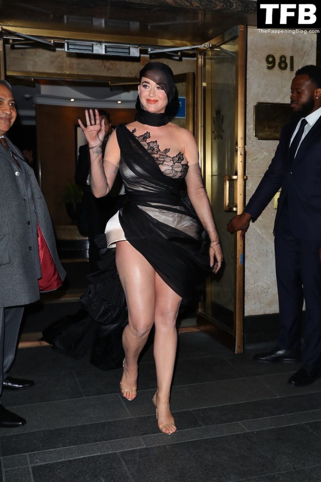 Katy Perry Sexy The Fappening Blog 65 1024x1536 - Katy Perry Displays Her Curves at The 2022 Met Gala in NYC (101 Photos)
