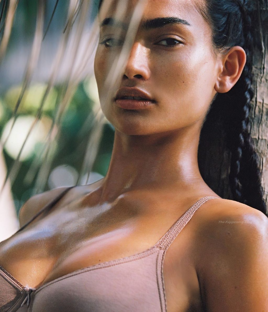 Kelly Gale thefappeningblog.com  1024x1191 - Kelly Gale Sexy (8 Photos)