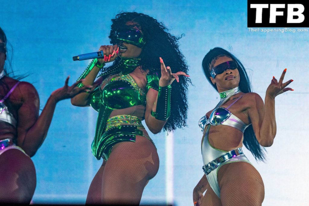 Megan Thee Stallion Sexy The Fappening Blog 4 1024x683 - Megan Thee Stallion Displays Her Curvy Body as She Performs at the Coachella Music & Arts Festival (27 Photos)