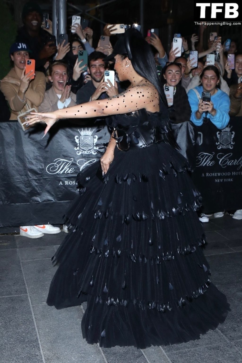 Nicki Minaj Sexy The Fappening Blog 41 1024x1536 - Nicki Minaj Displays Her Huge Boobs at The 2022 Met Gala in NYC (78 Photos)