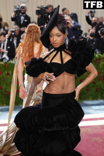 Normani Sexy The Fappening Blog 1 1024x1536 333x500 - Normani Flaunts Her Sexy Tits & Abs at The 2022 Met Gala in NYC (27 Photos)