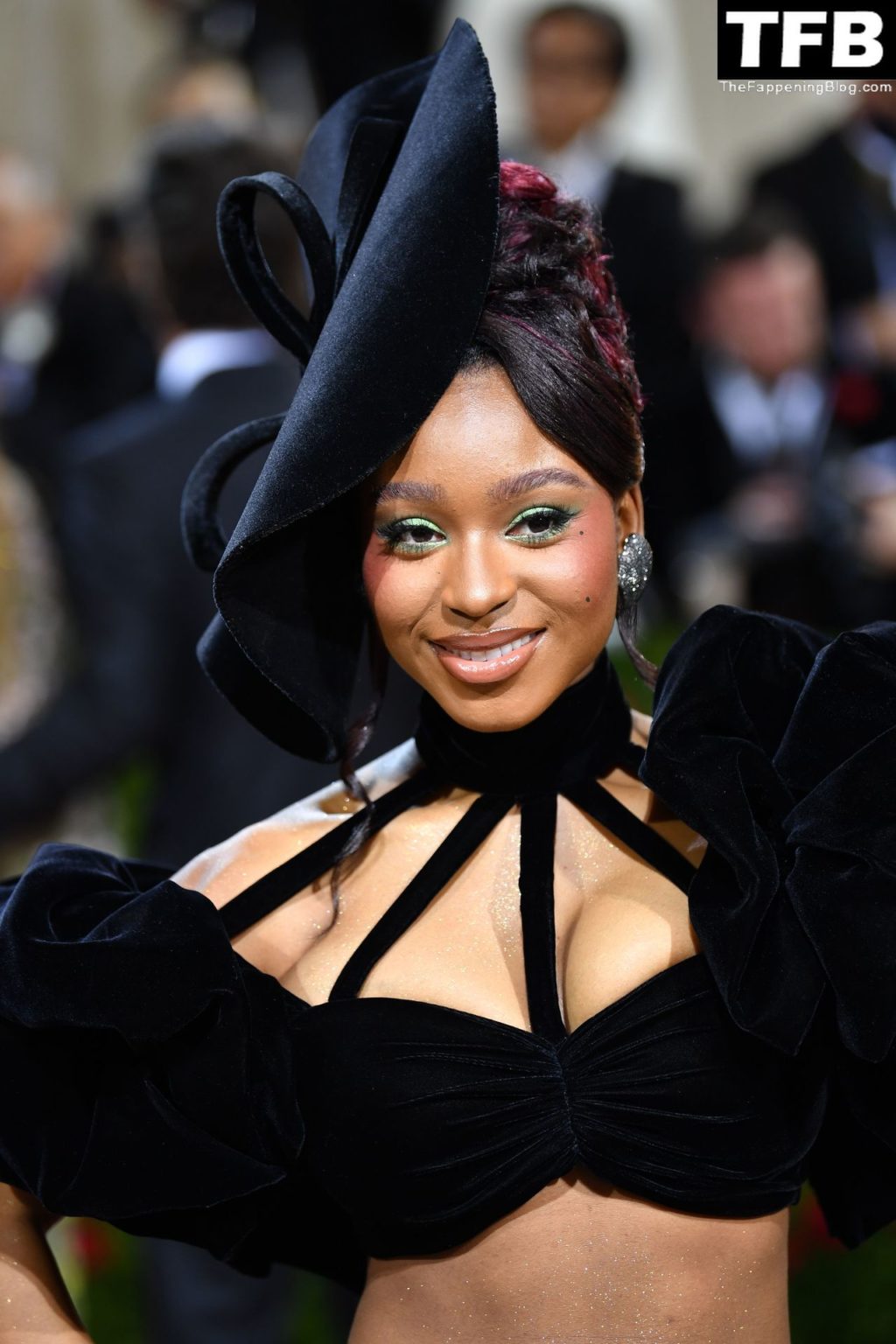 Normani Sexy The Fappening Blog 6 1024x1536 - Normani Flaunts Her Sexy Tits & Abs at The 2022 Met Gala in NYC (27 Photos)