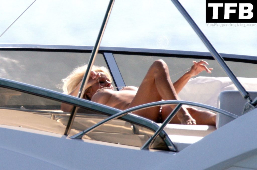 Pamela Anderson Topless Sexy The Fappening Blog 26 1024x679 - Pamela Anderson Poses Topless and in a Bikini on a Boat in Cannes (55 Photos)