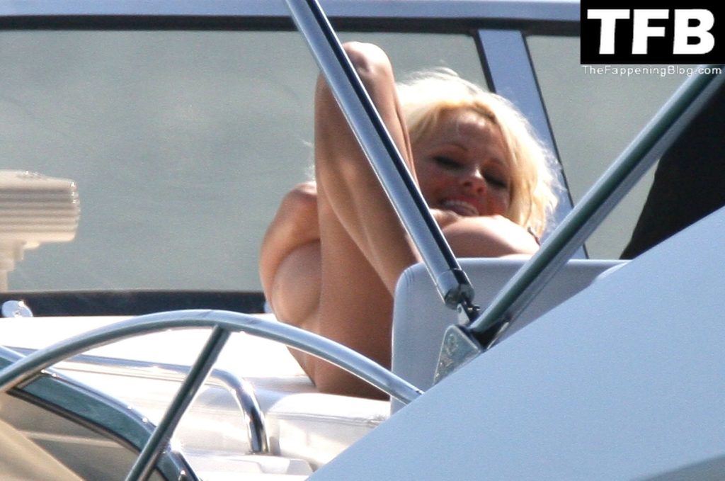 Pamela Anderson Topless Sexy The Fappening Blog 55 1024x679 - Pamela Anderson Poses Topless and in a Bikini on a Boat in Cannes (55 Photos)
