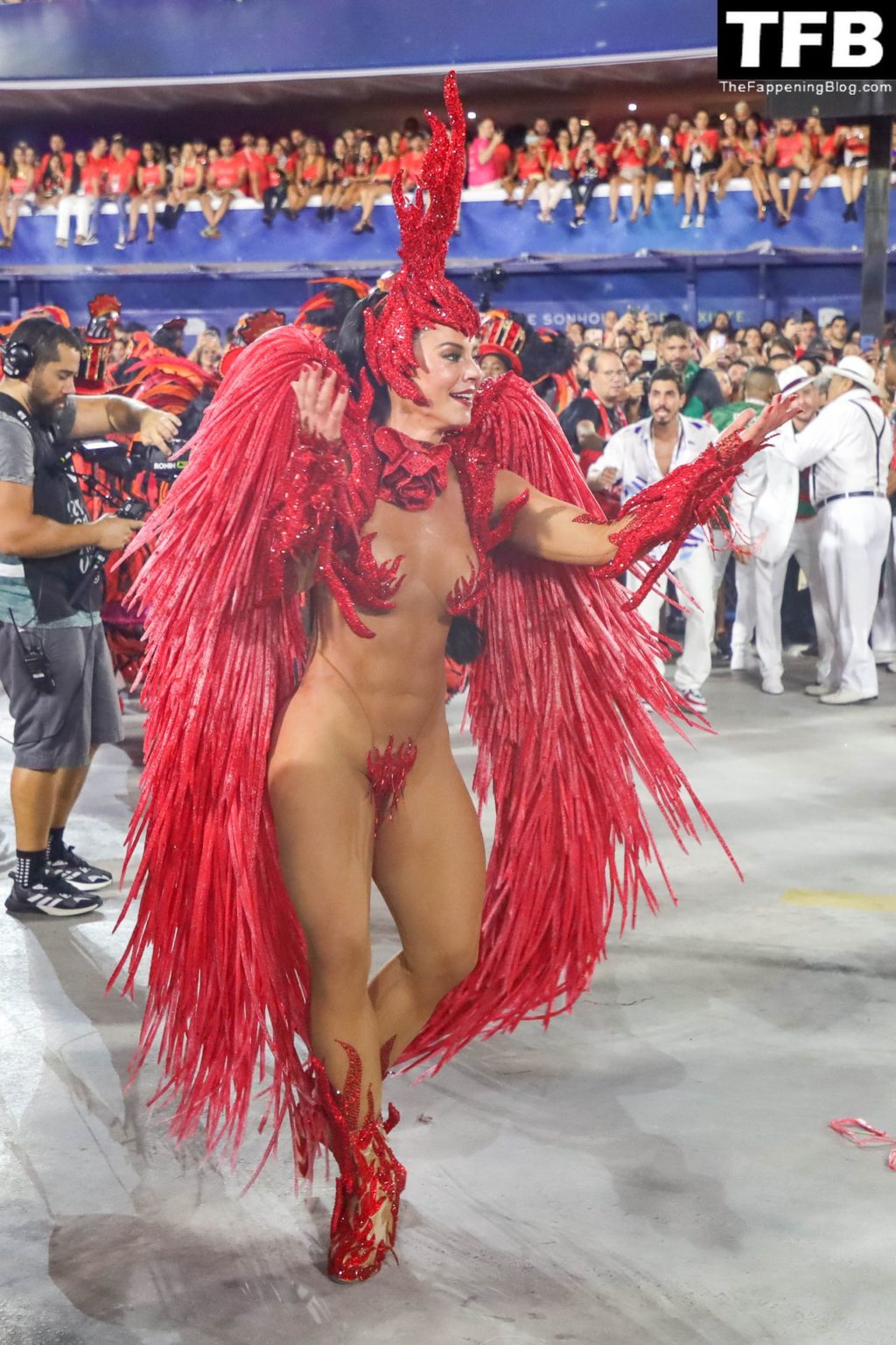 Paolla Oliveira Sexy The Fappening Blog 18 1024x1536 - Paolla Oliveira Performs During the Rio’s Carnival Parade (20 Photos)