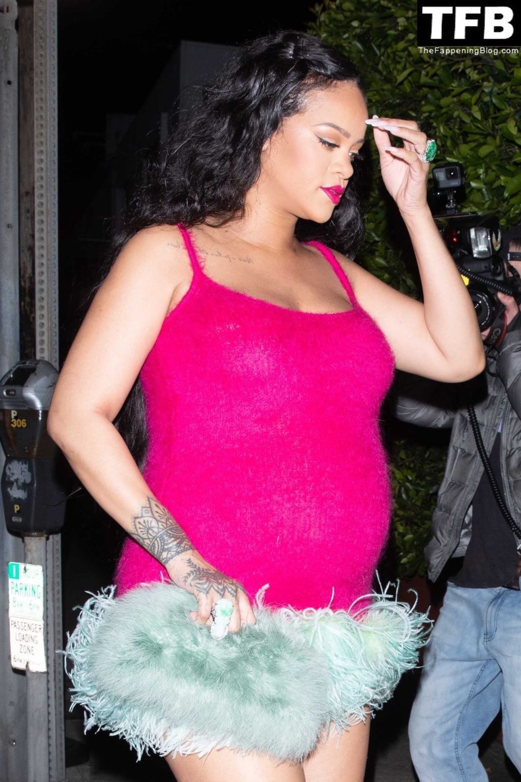 Rihanna Sexy The Fappening Blog 20 1024x1536 - Rihanna Puts Her Baby Bump on Display Grabbing Dinner at Giorgio Baldi (100 Photos)